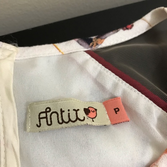 Acrobat Girl Dress | Fun Spring Summer Dress | Antit Brazilian Made and Designed - Picture 11 of 16